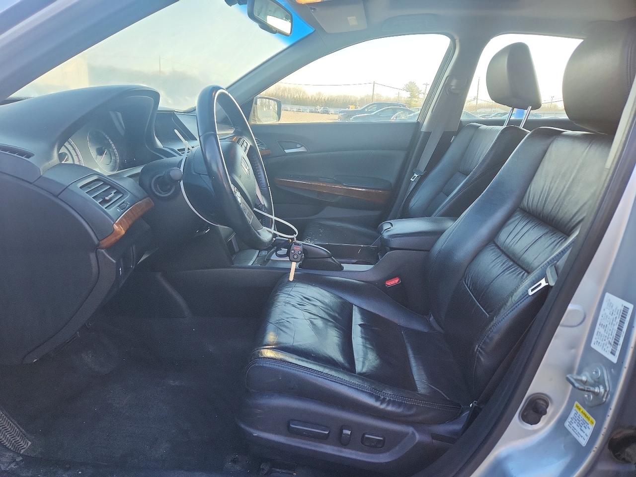 2011 HONDA ACCORD EXL photo 7