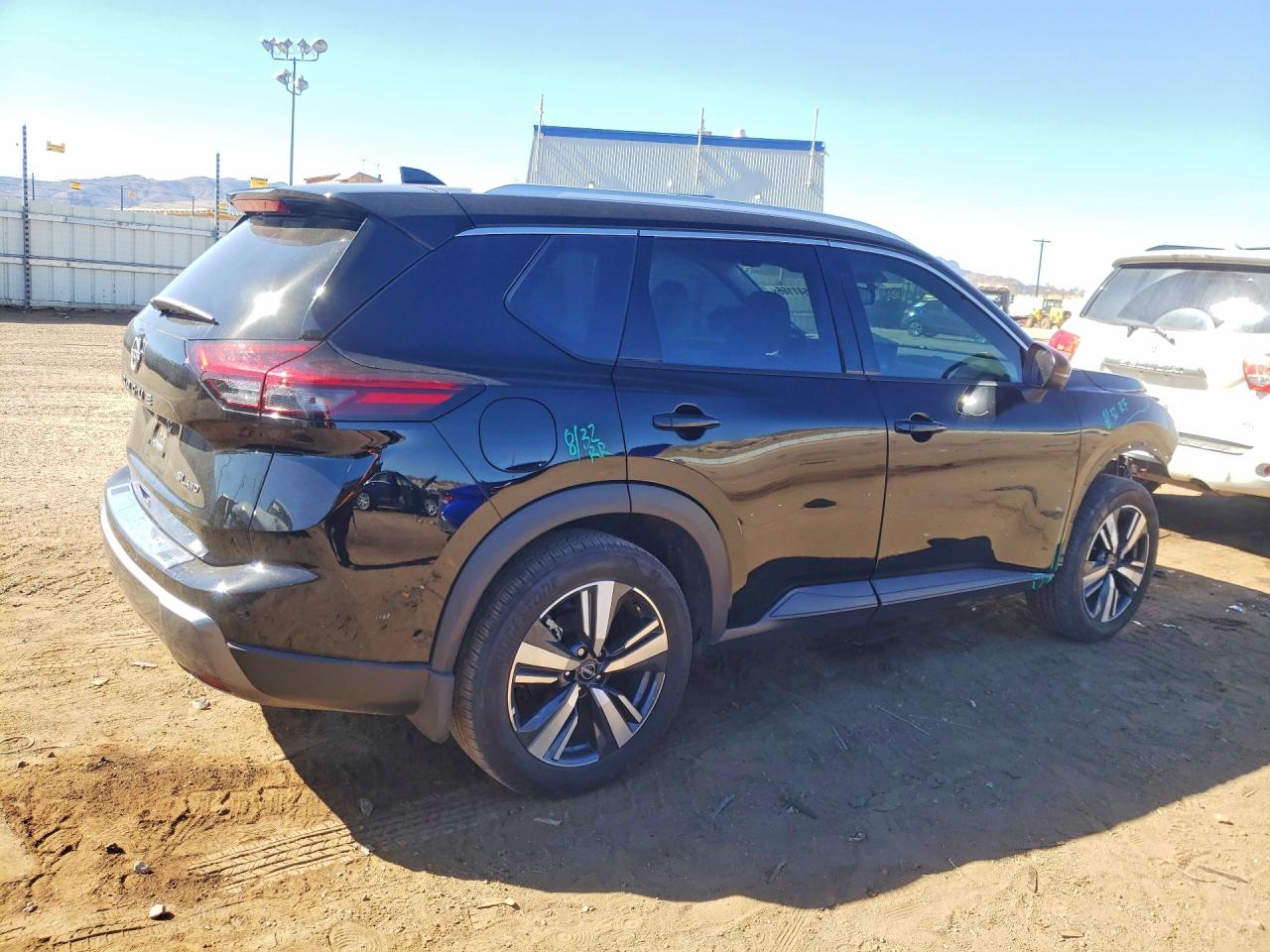 2024 NISSAN ROGUE SL photo 3