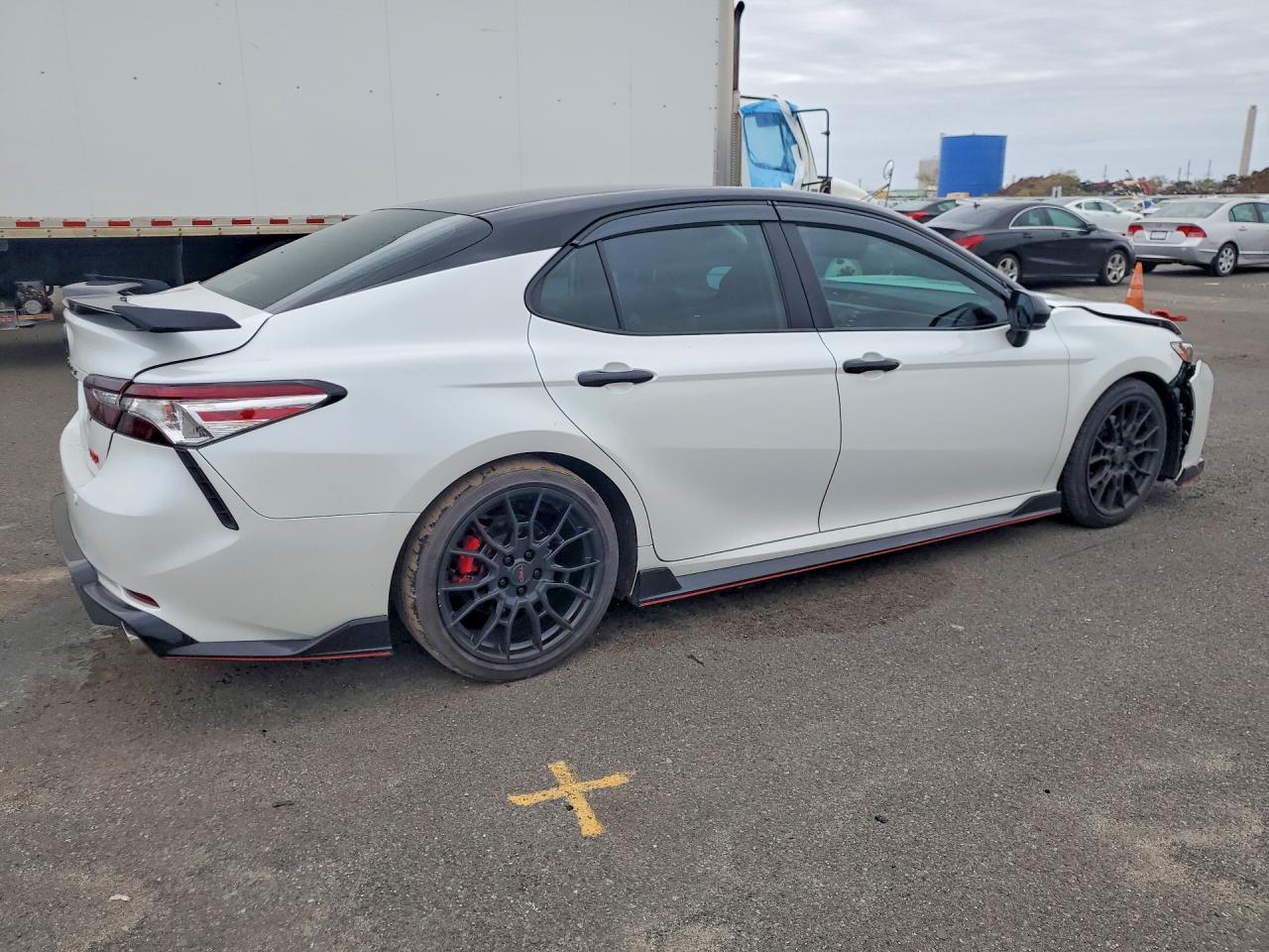 2020 TOYOTA CAMRY TRD photo 5