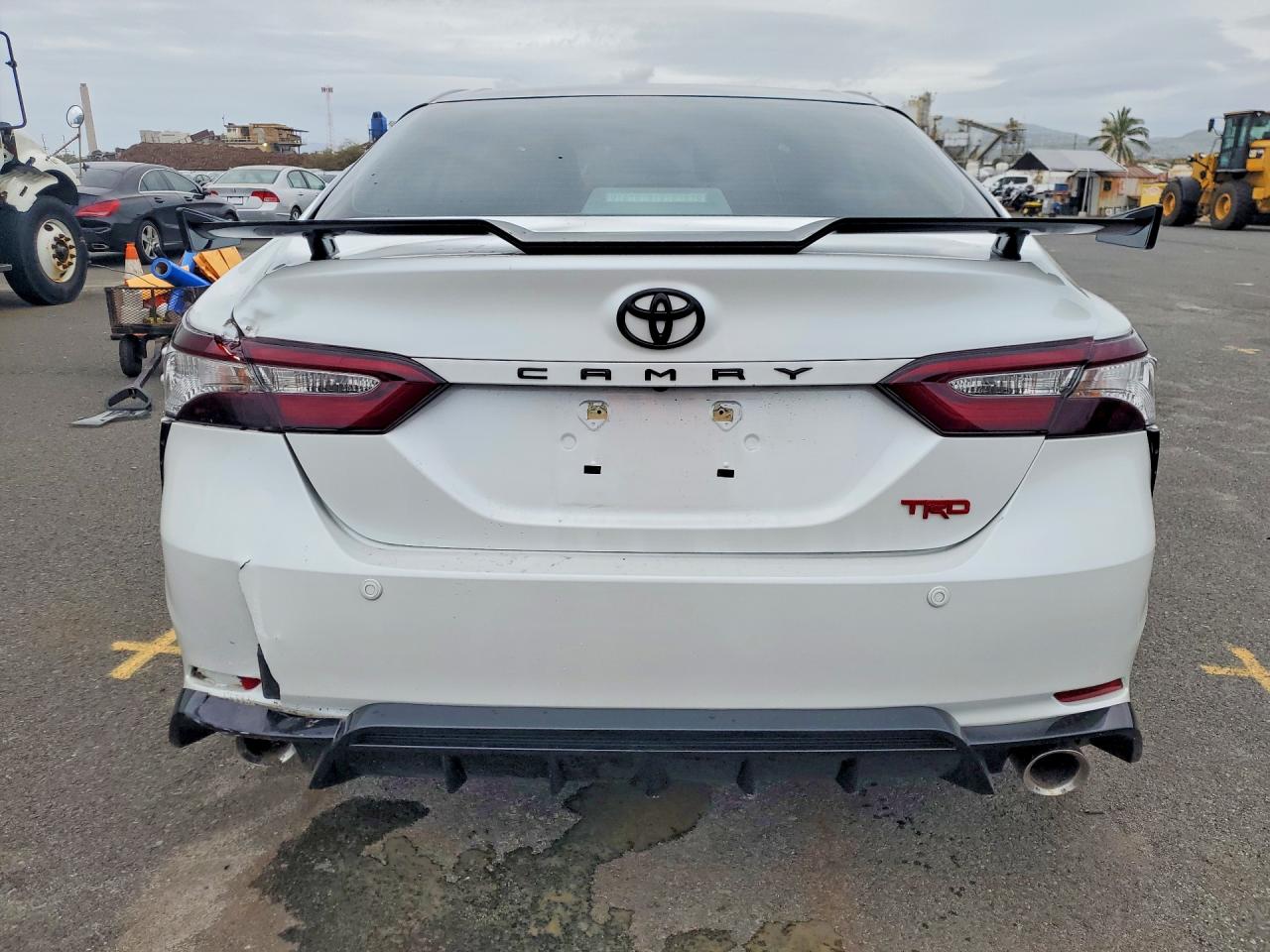 2020 TOYOTA CAMRY TRD photo 11