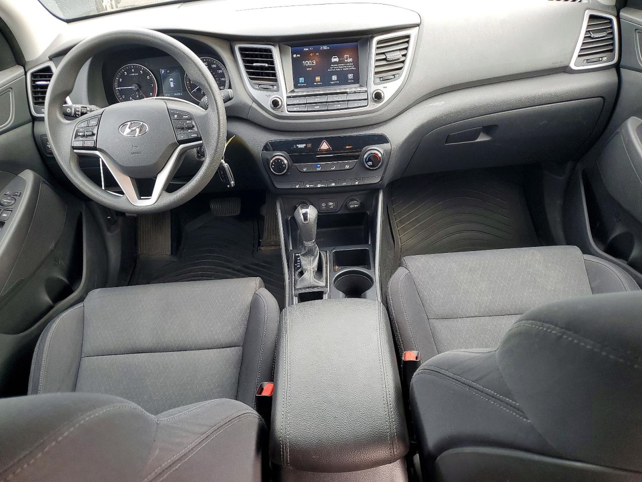 2018 HYUNDAI TUCSON SEL photo 8
