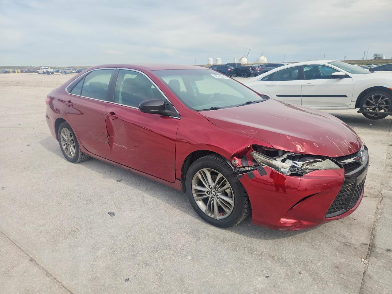 2017 TOYOTA CAMRY SE photo 7
