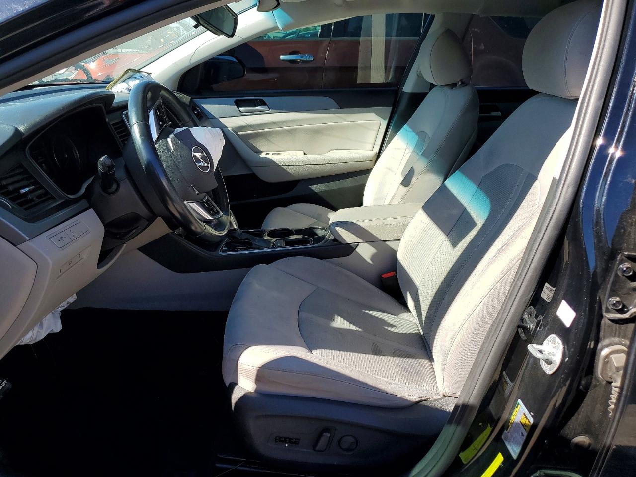2018 HYUNDAI SONATA SEL photo 13