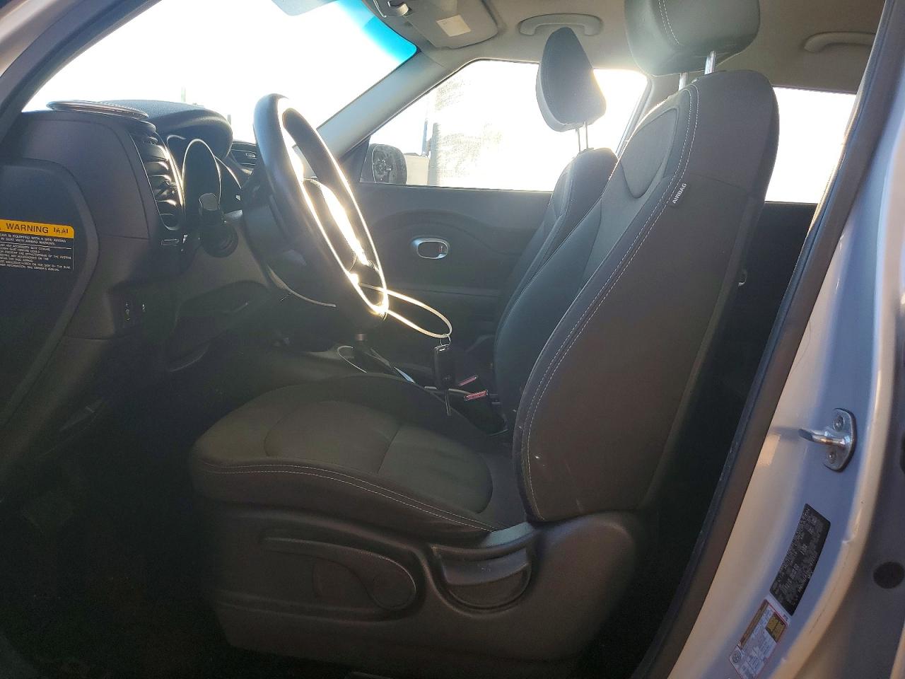 2016 KIA SOUL BASE photo 13