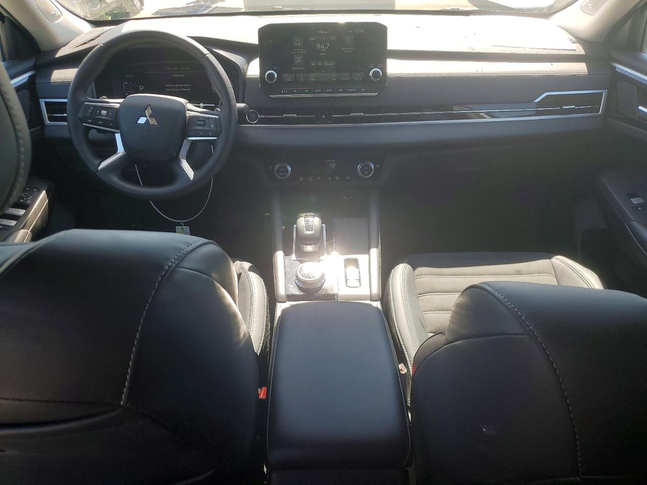 2024 MITSUBISHI OUTLANDER SE photo 15