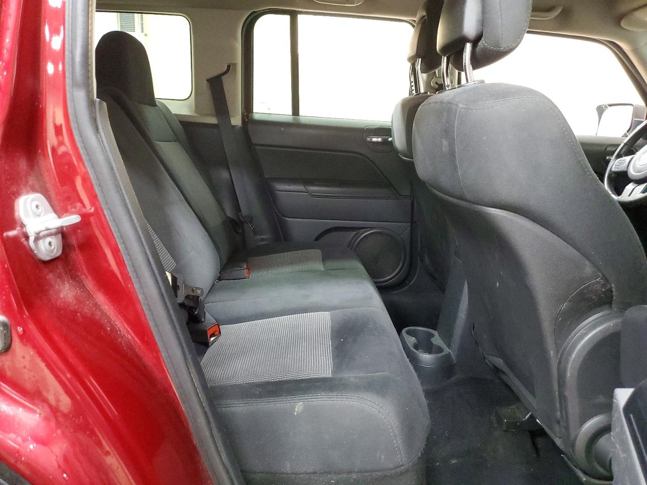 2012 JEEP PATRIOT LATITUDE photo 11