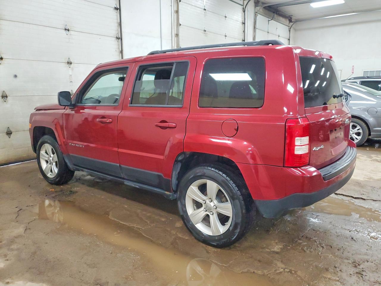 2012 JEEP PATRIOT LATITUDE photo 2