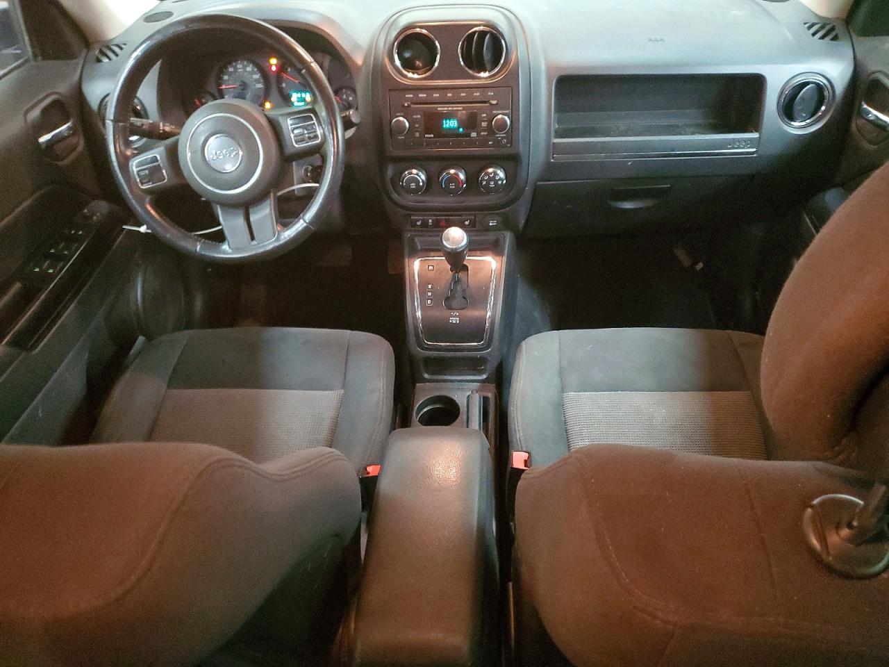 2012 JEEP PATRIOT LATITUDE photo 8