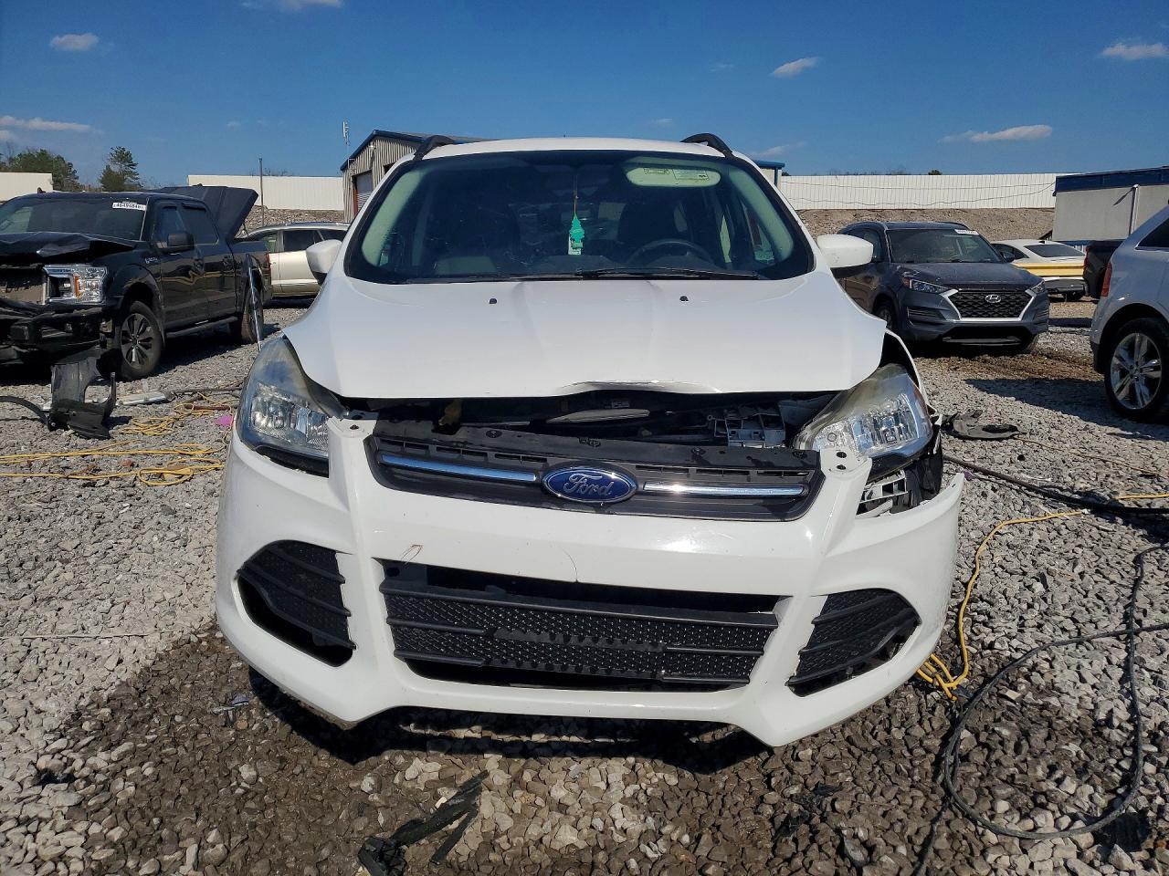 2015 FORD ESCAPE SE photo 9