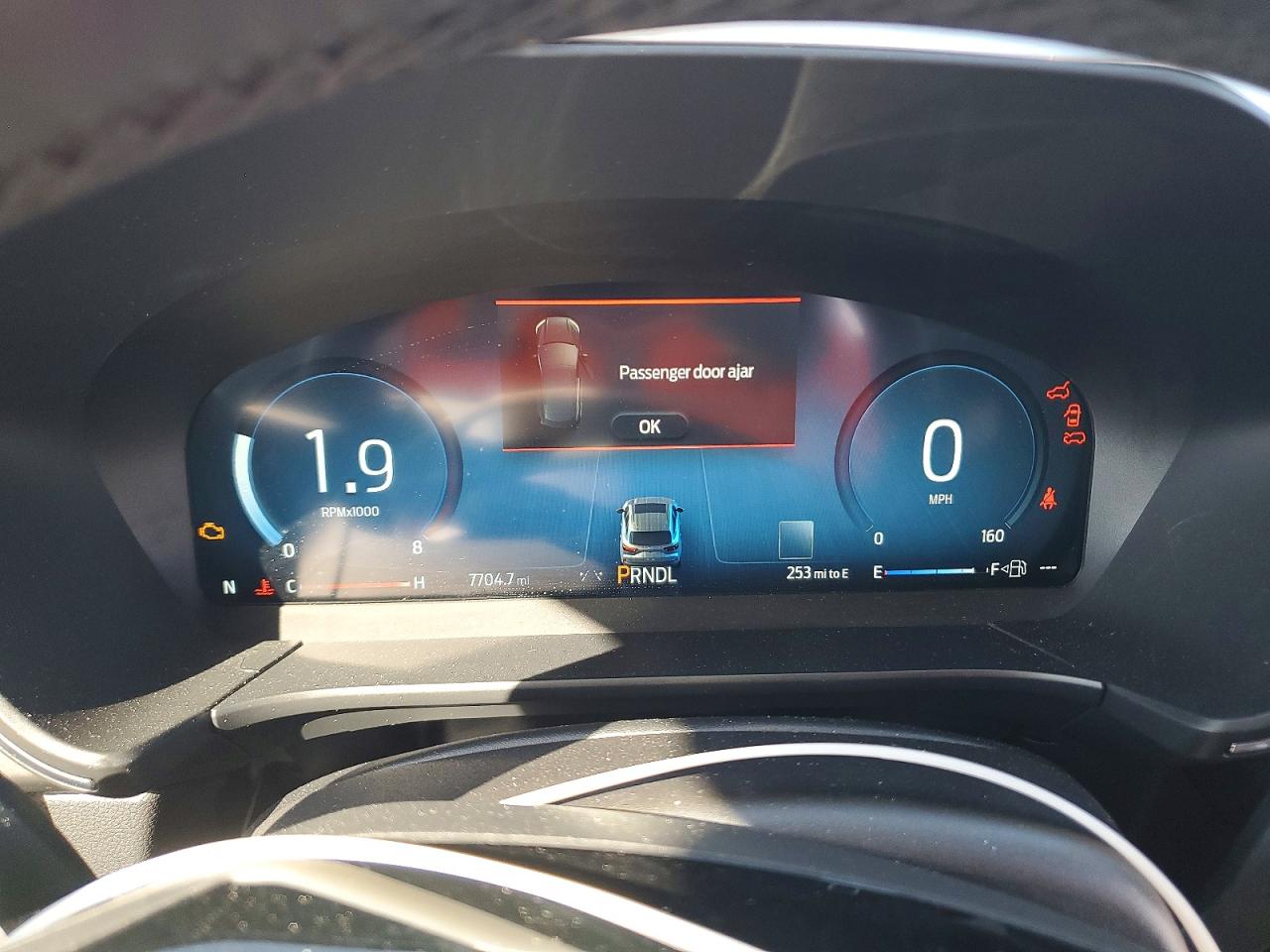 2025 FORD ESCAPE PLATINUM photo 25