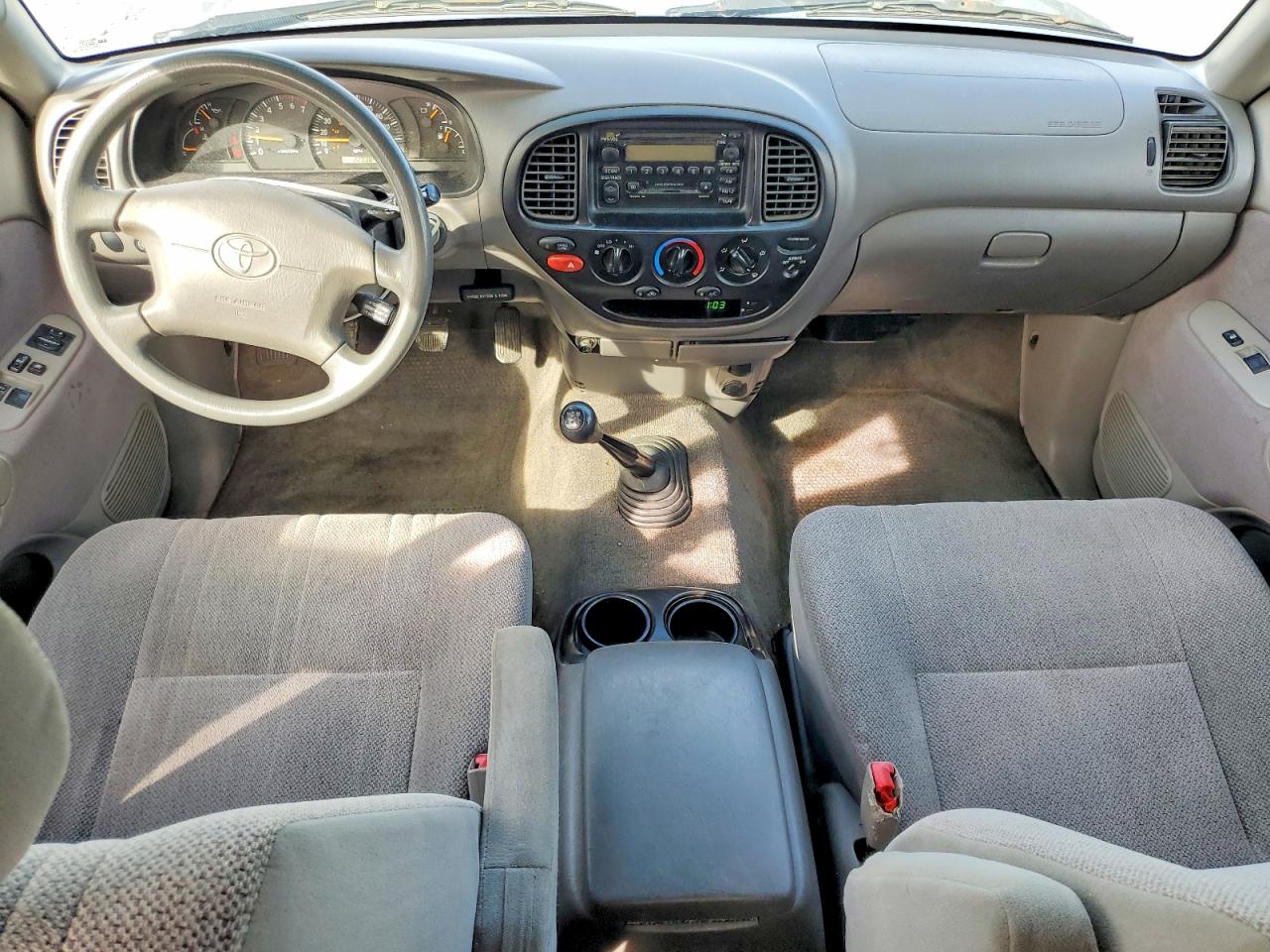2000 TOYOTA TUNDRA SR5 photo 15