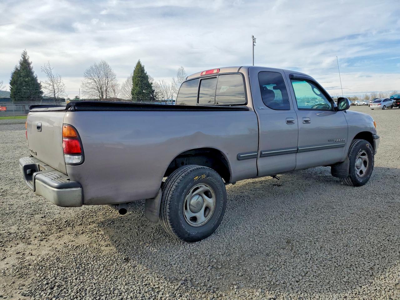 2000 TOYOTA TUNDRA SR5 photo 5