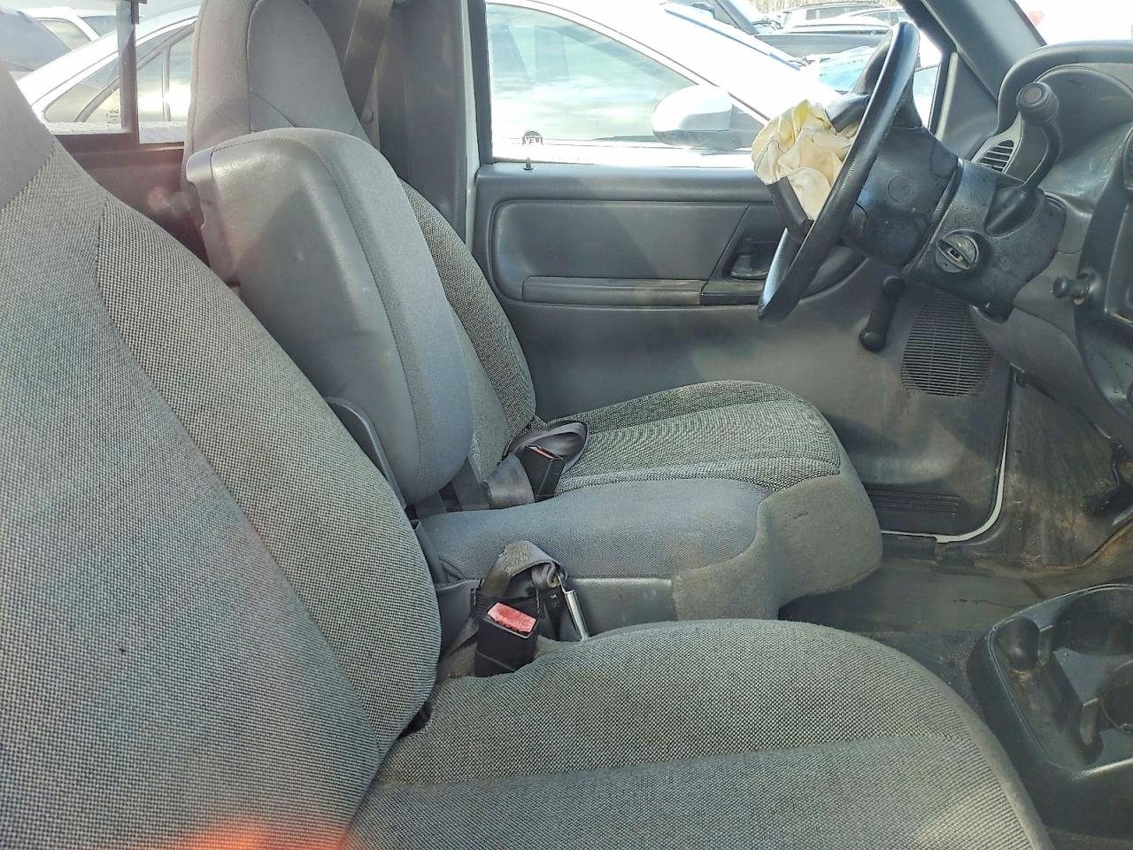 2002 FORD RANGER photo 13