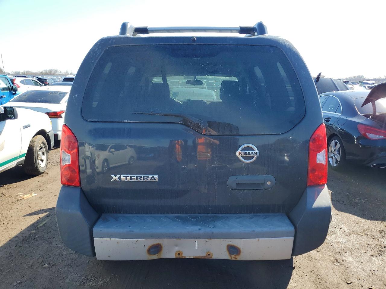 2011 NISSAN XTERRA X photo 11