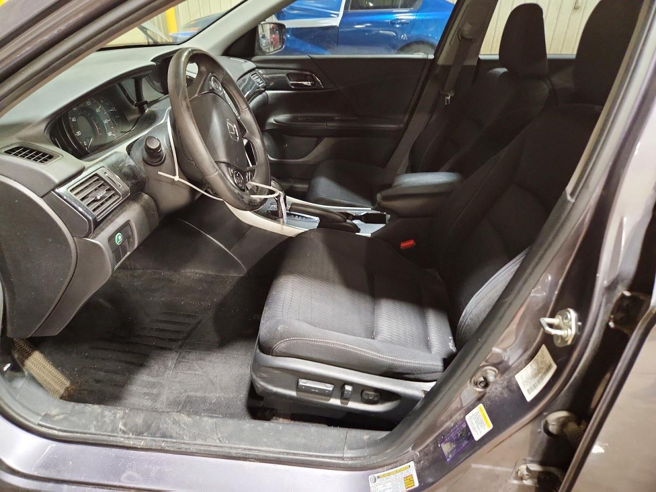 2015 HONDA ACCORD SPORT photo 13