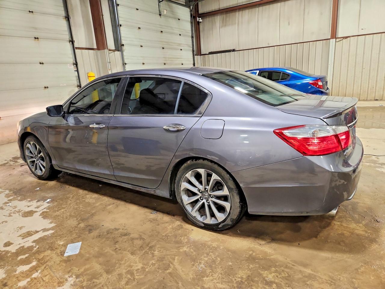 2015 HONDA ACCORD SPORT photo 3