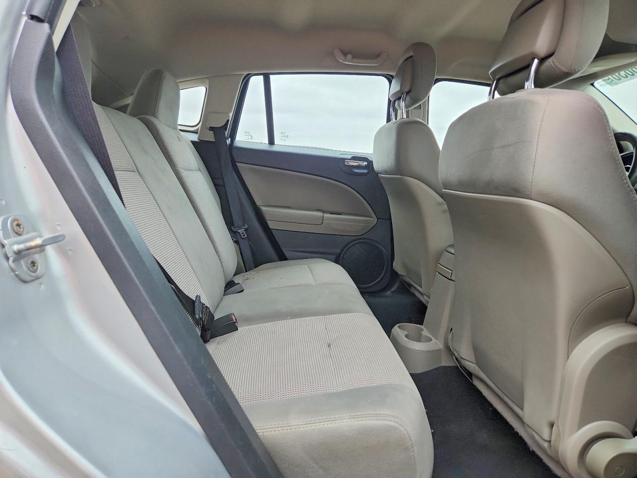 2011 DODGE CALIBER MAINSTREET photo 21
