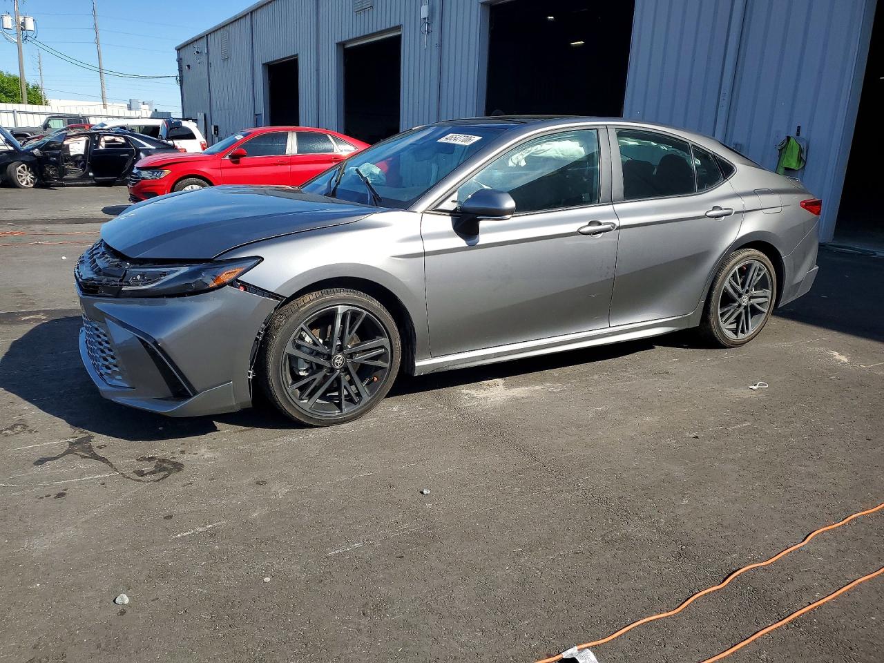 2025 TOYOTA CAMRY