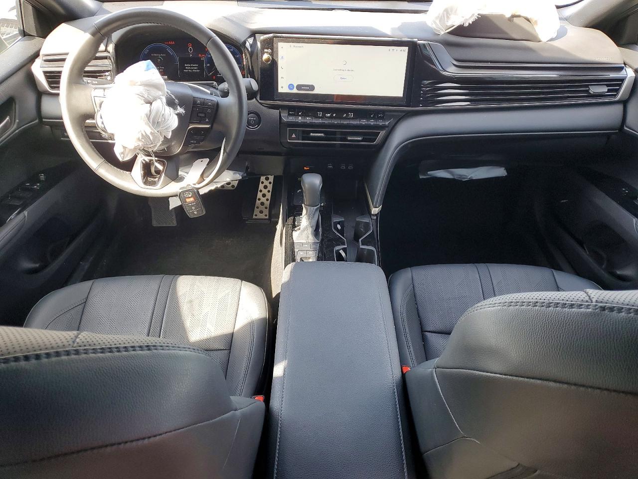 2025 TOYOTA CAMRY XSE photo 8