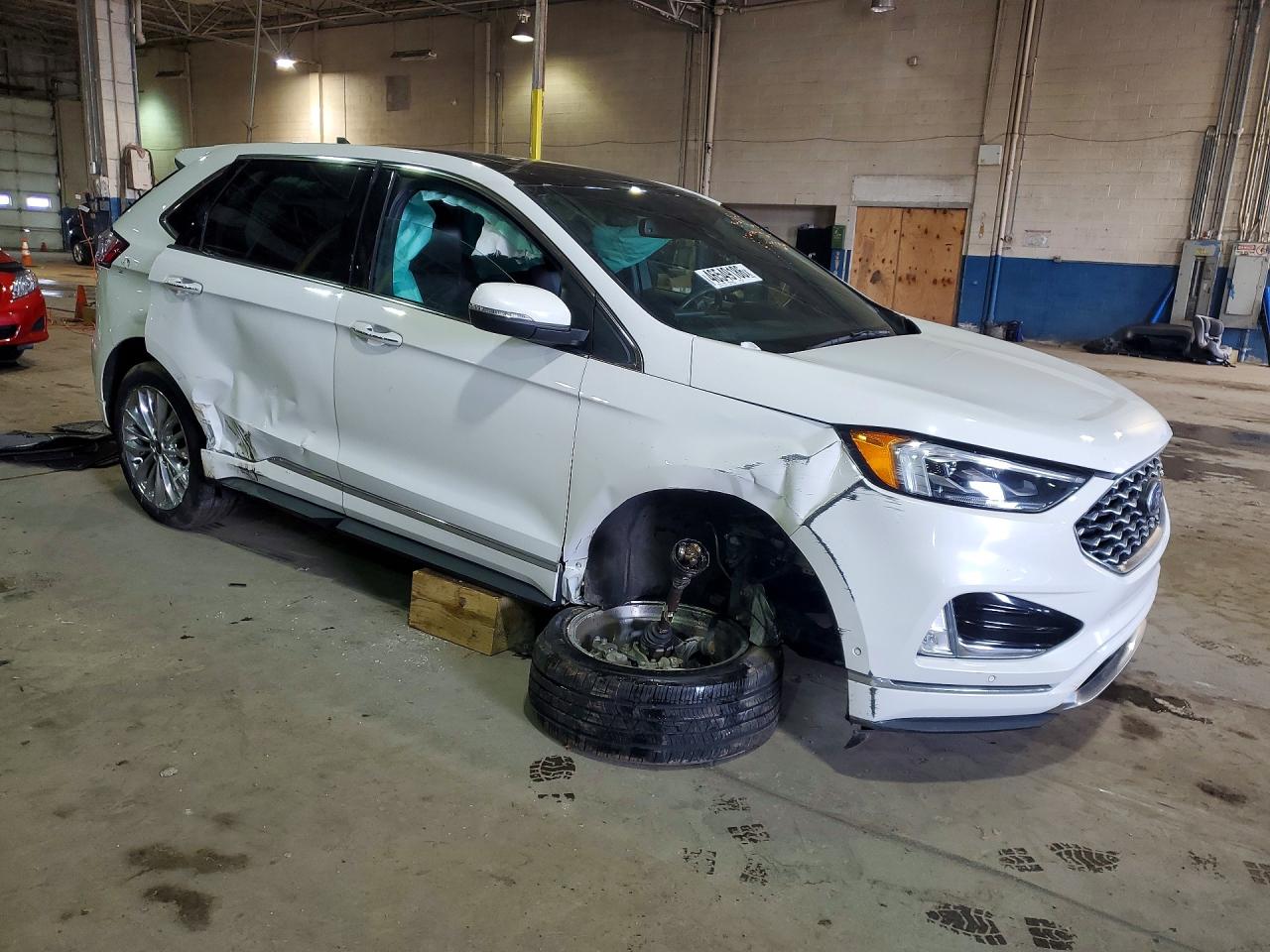 2021 FORD EDGE TITANIUM photo 4