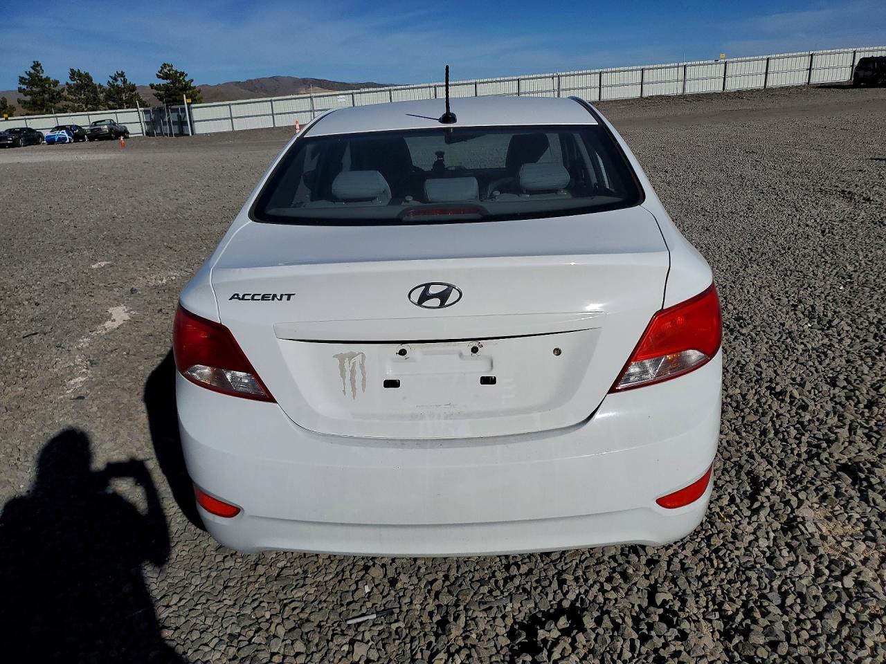 2016 HYUNDAI ACCENT SE photo 11
