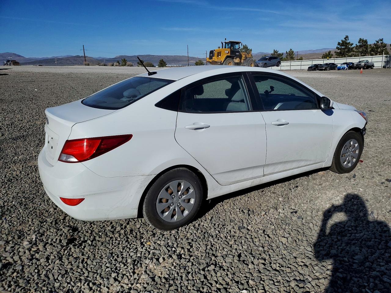 2016 HYUNDAI ACCENT SE photo 5