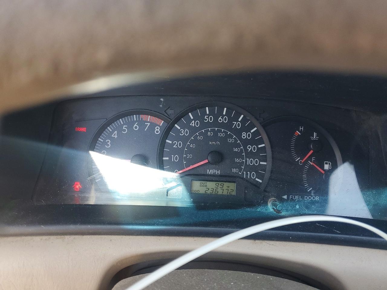 2005 TOYOTA COROLLA CE photo 9