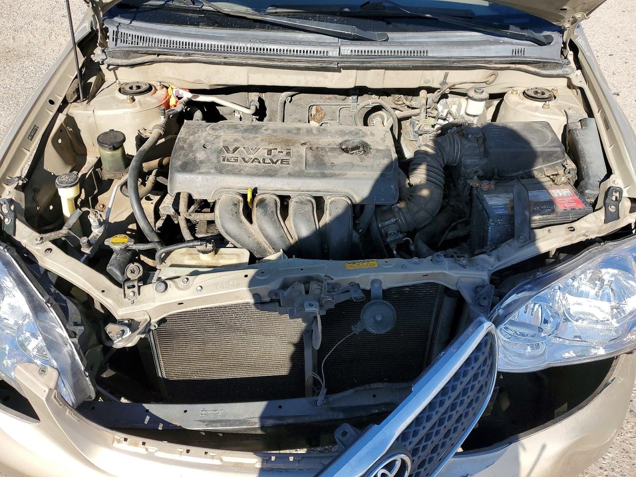 2005 TOYOTA COROLLA CE photo 11