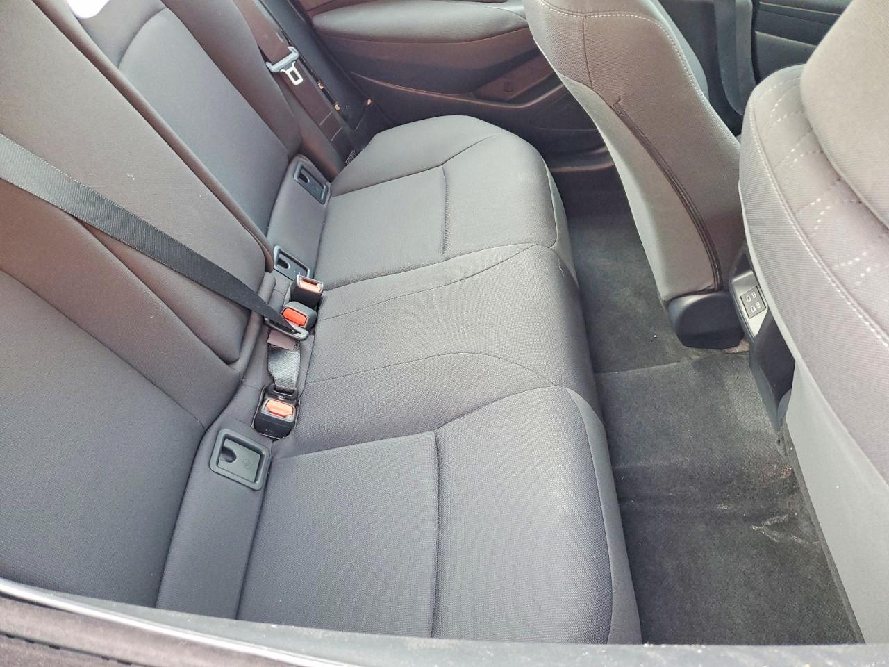 2025 TOYOTA COROLLA LE photo 19