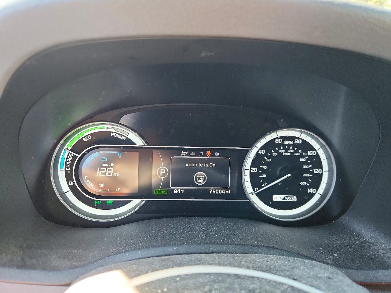 2018 KIA NIRO LX photo 17