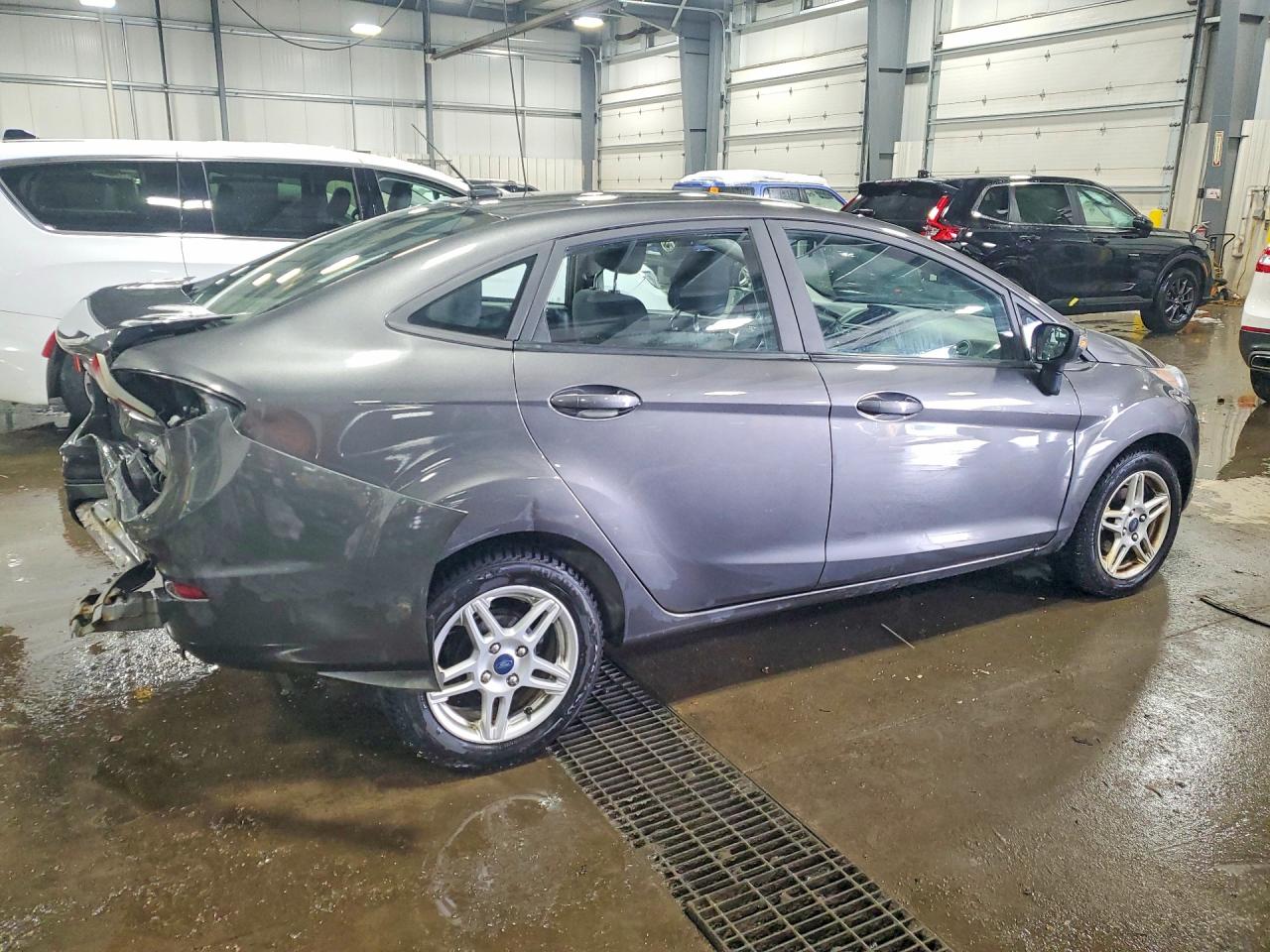 2018 FORD FIESTA SE photo 3