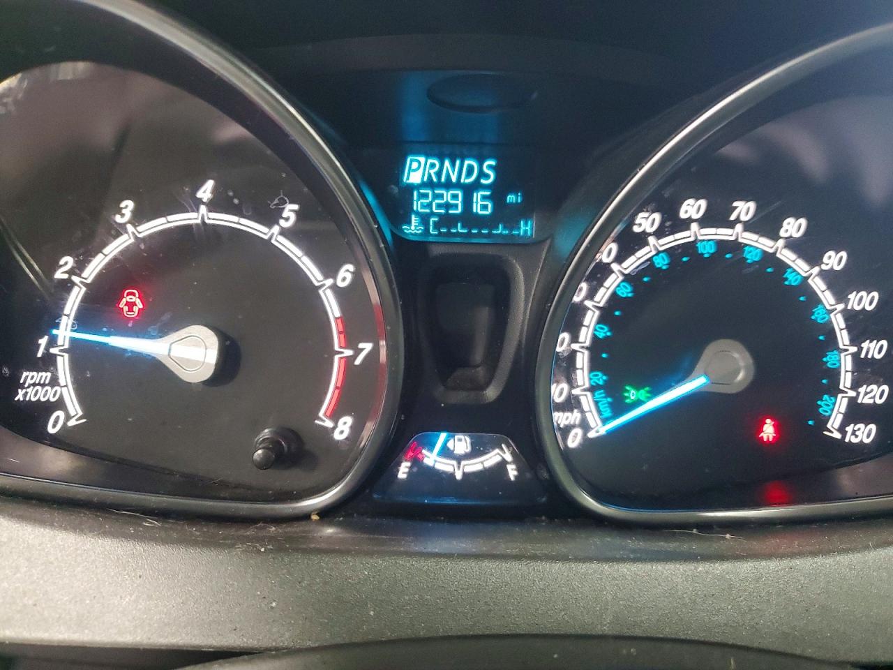 2018 FORD FIESTA SE photo 9