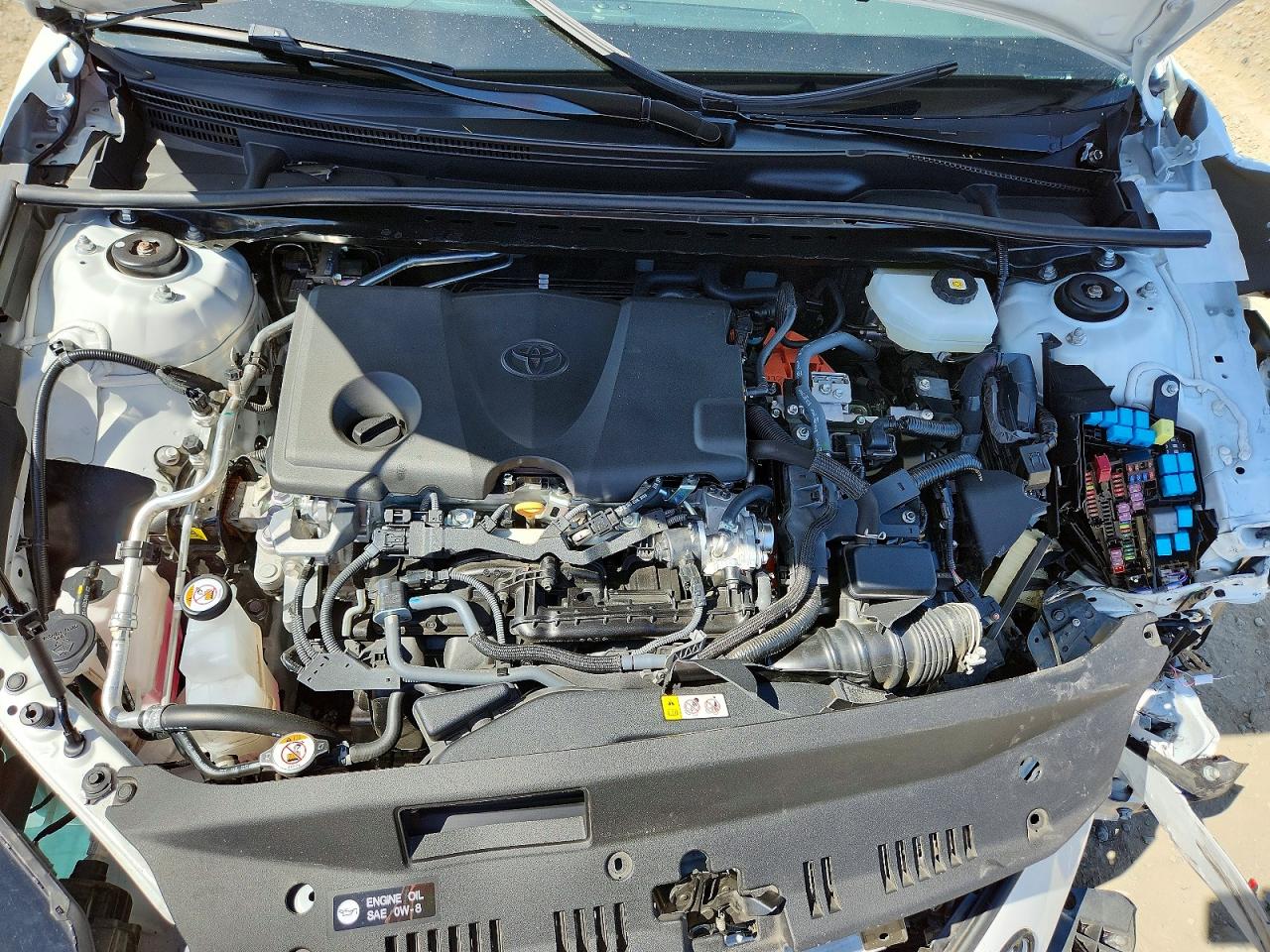 2025 TOYOTA CAMRY LE photo 31