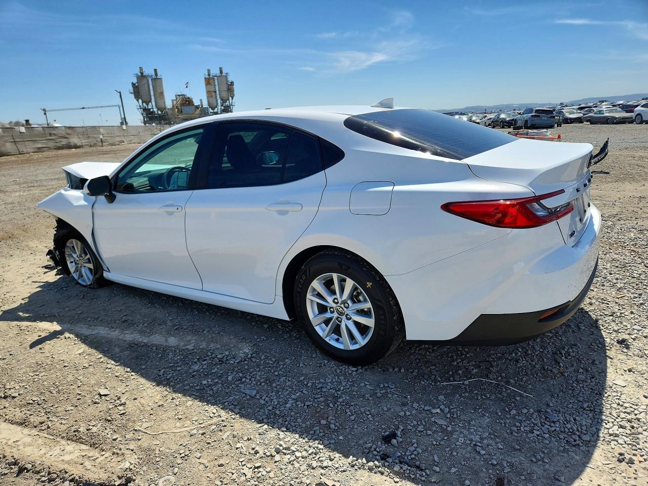 2025 TOYOTA CAMRY LE photo 4