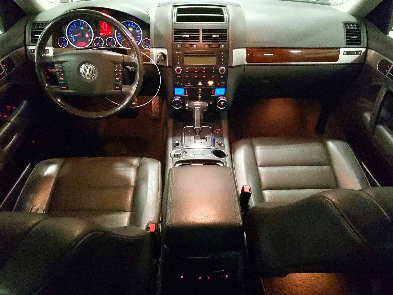 2010 VOLKSWAGEN TOUAREG V6 photo 22