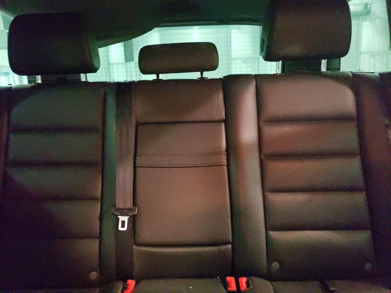 2010 VOLKSWAGEN TOUAREG V6 photo 28