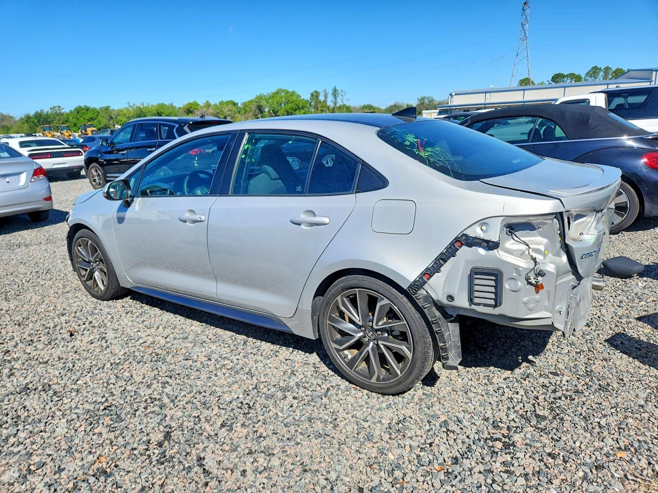 2021 TOYOTA COROLLA SE photo 2