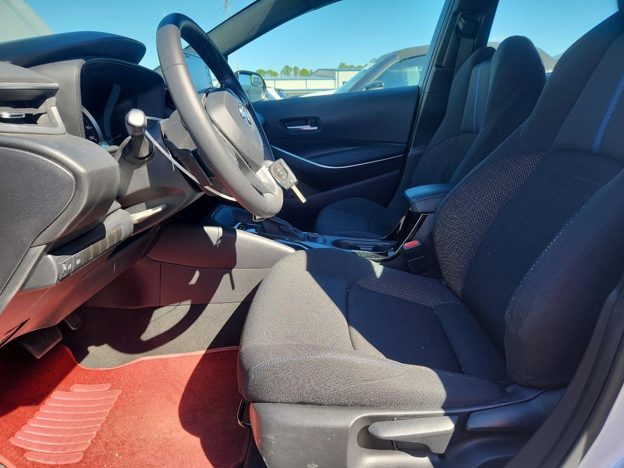 2021 TOYOTA COROLLA SE photo 7