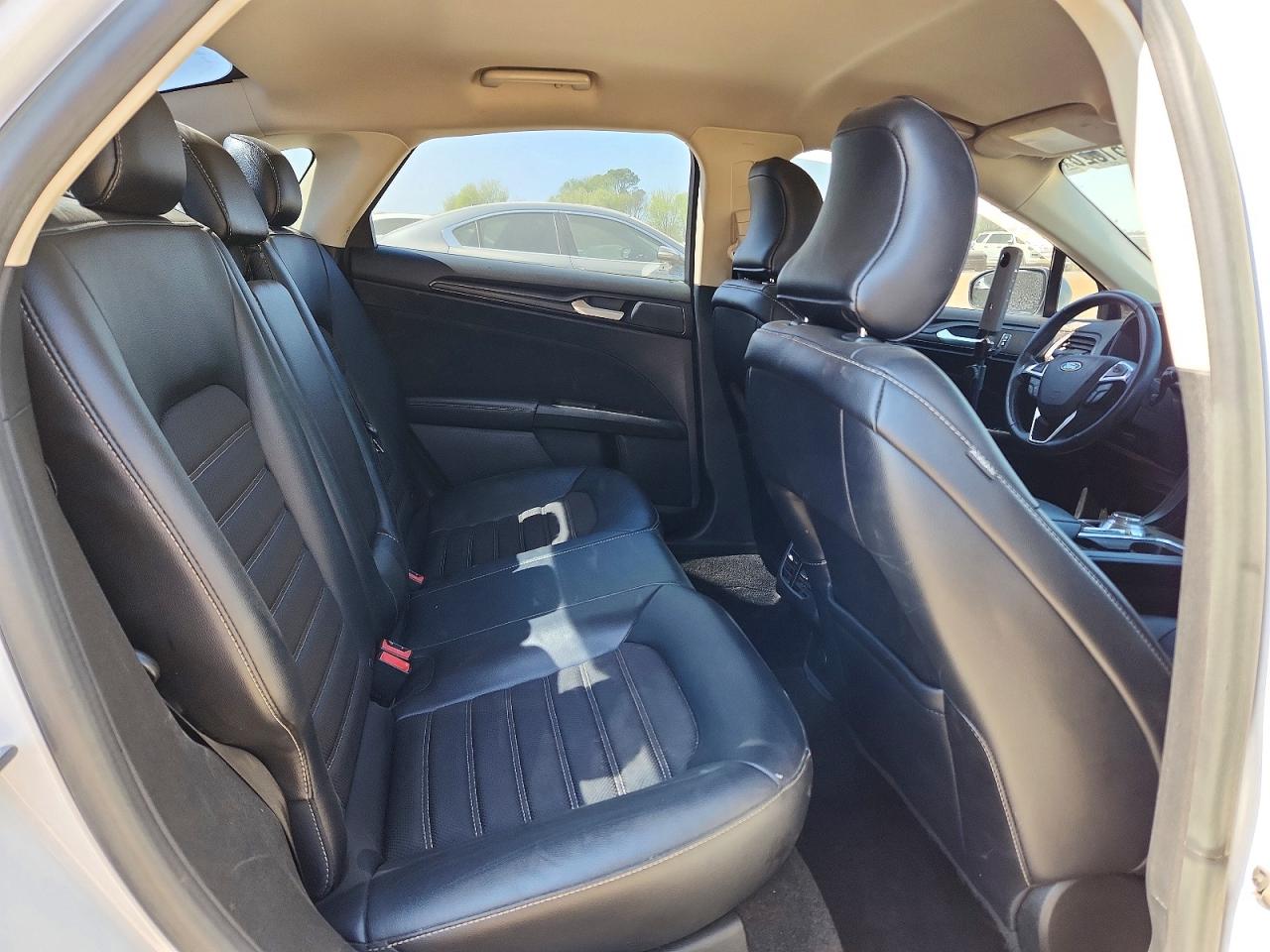 2018 FORD FUSION SE photo 10