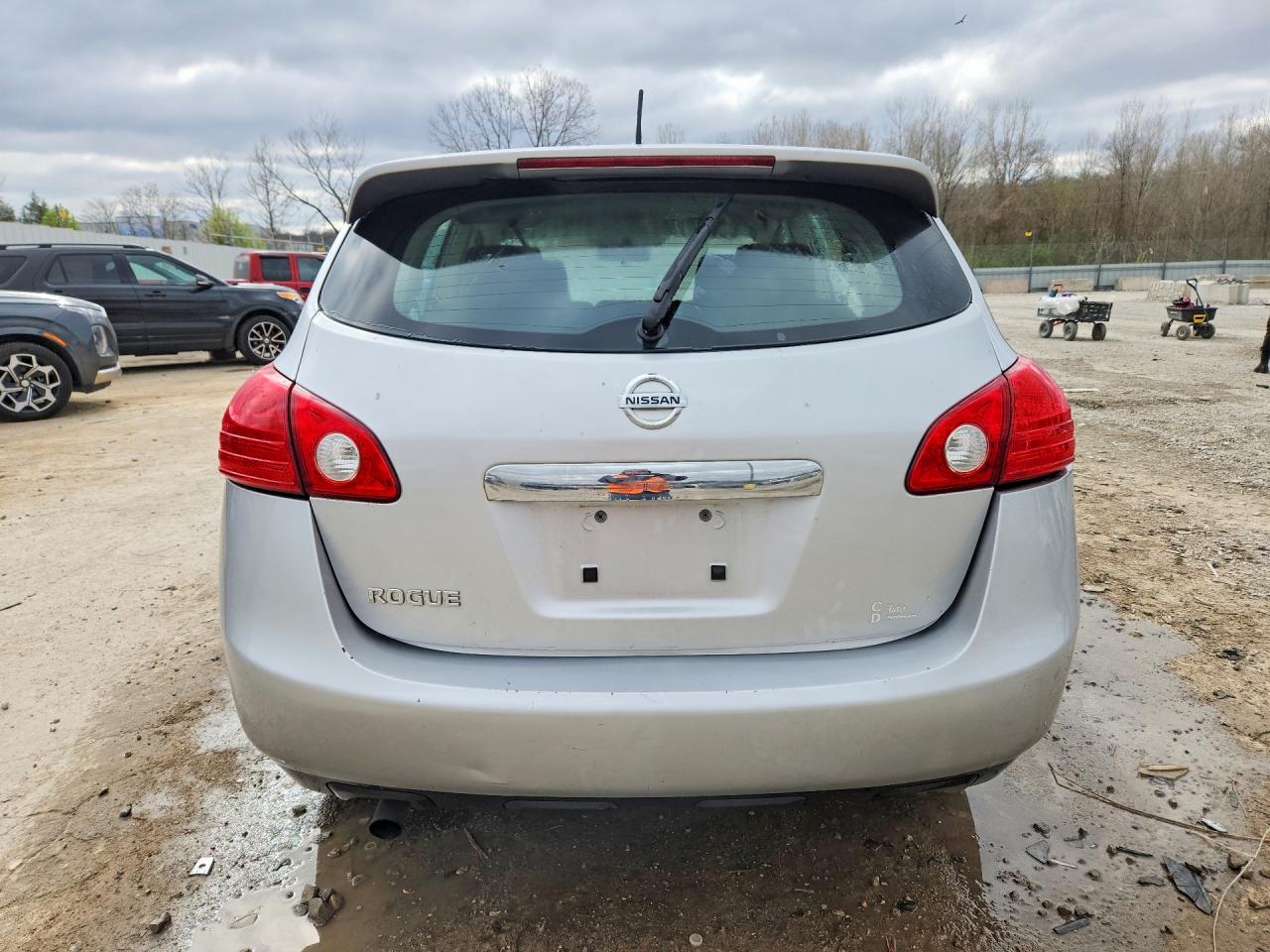 2013 NISSAN ROGUE S photo 16