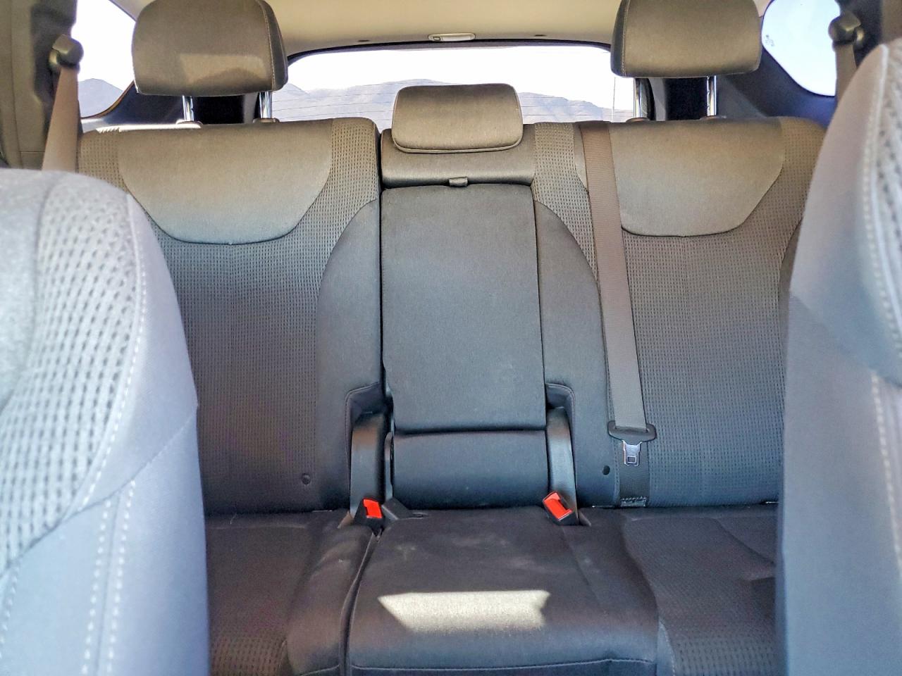 2019 HYUNDAI SANTA FE photo 19
