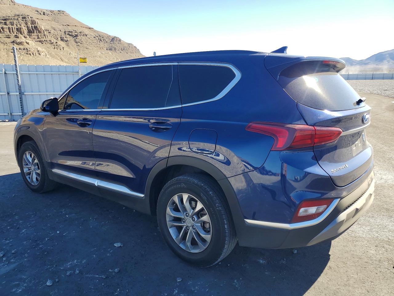 2019 HYUNDAI SANTA FE photo 3