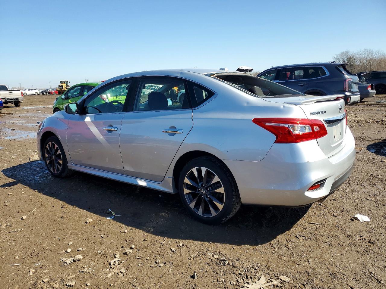 2017 NISSAN SENTRA SR TURBO photo 3