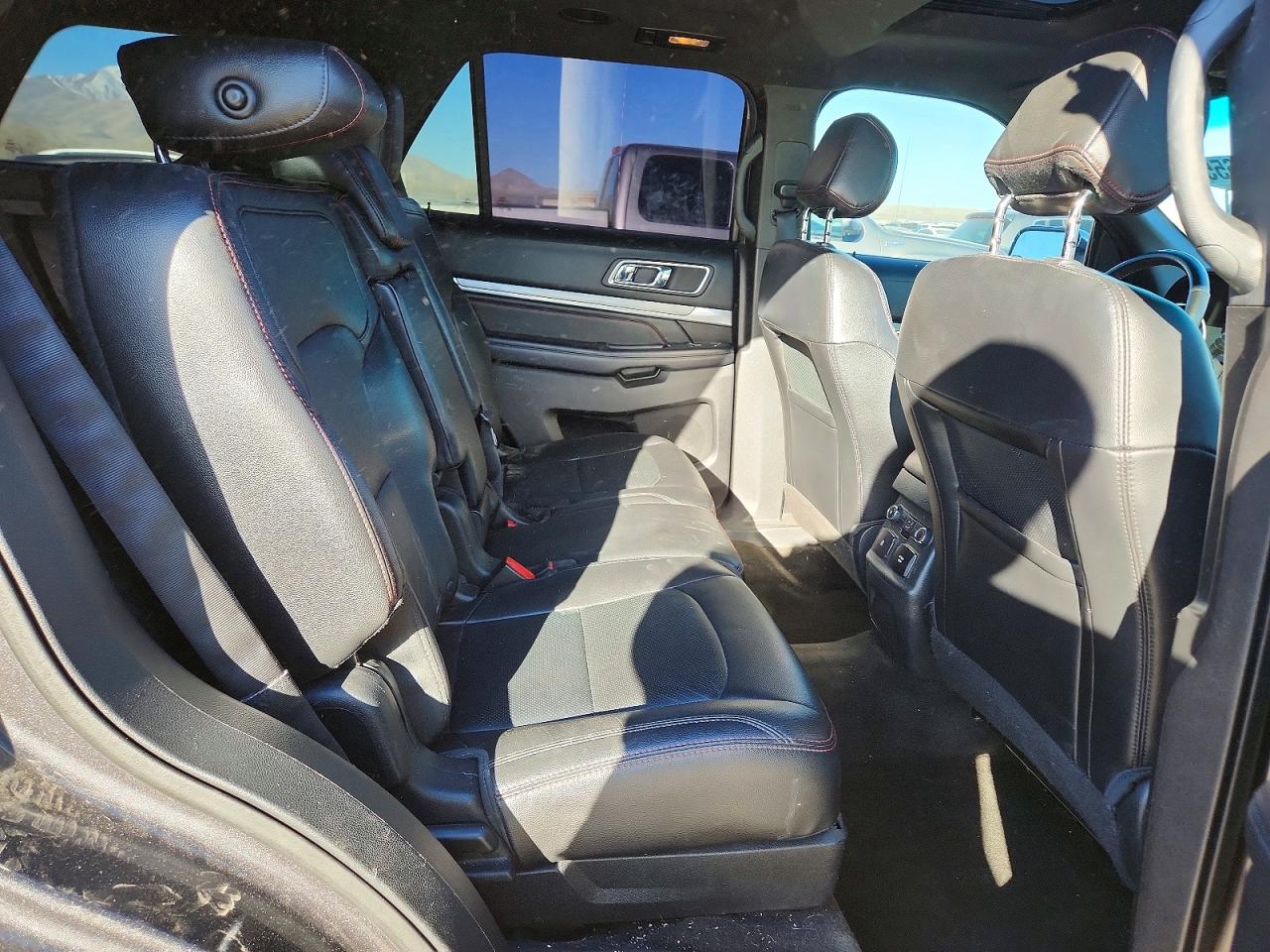 2016 FORD EXPLORER SPORT photo 19