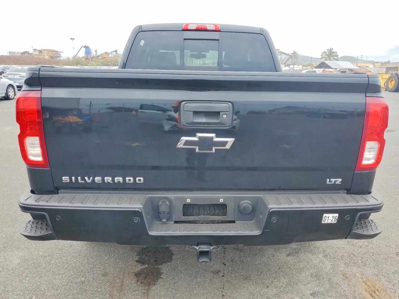2017 CHEVROLET SILVERADO K1500 LTZ photo 6