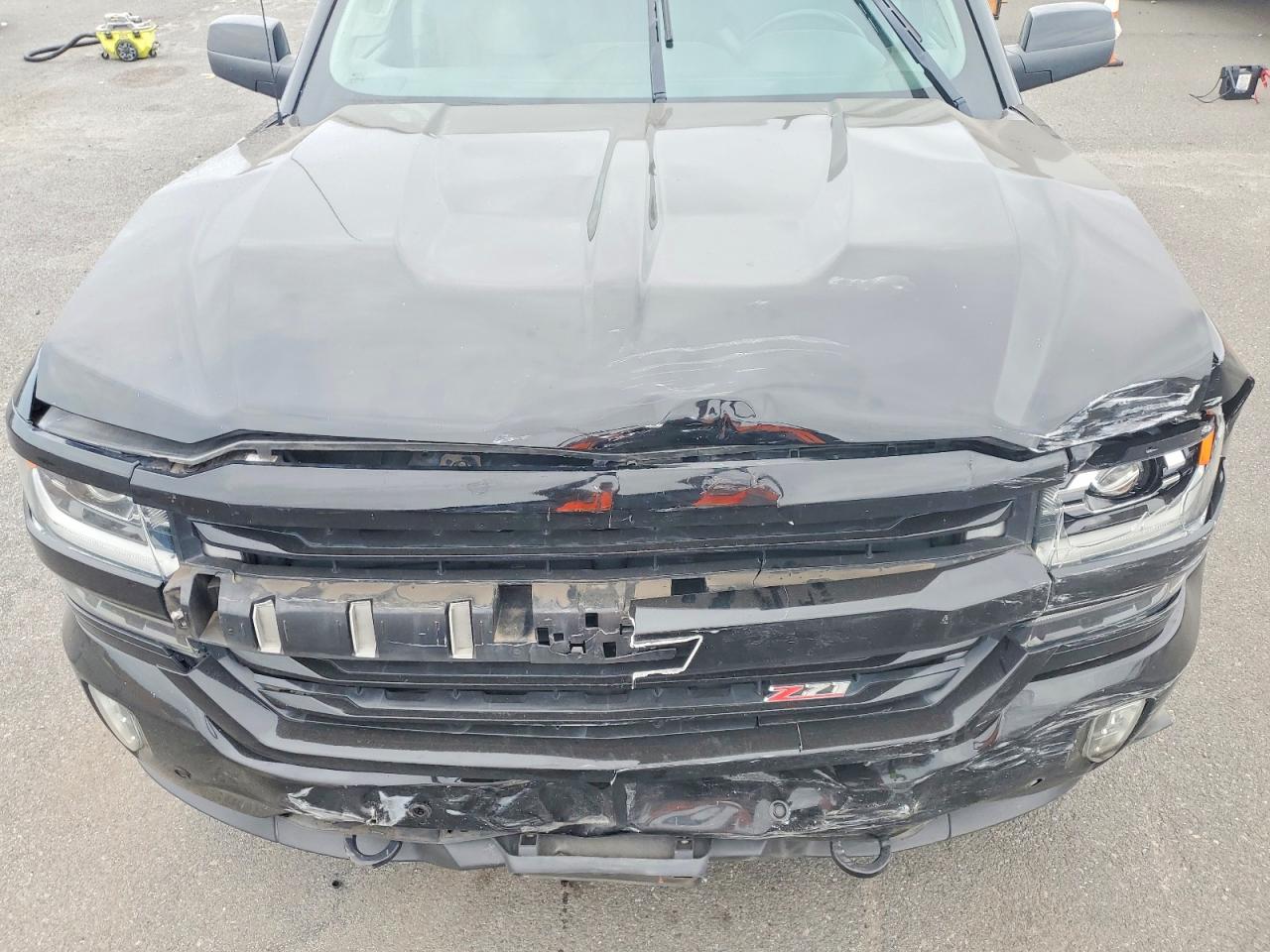 2017 CHEVROLET SILVERADO K1500 LTZ photo 11