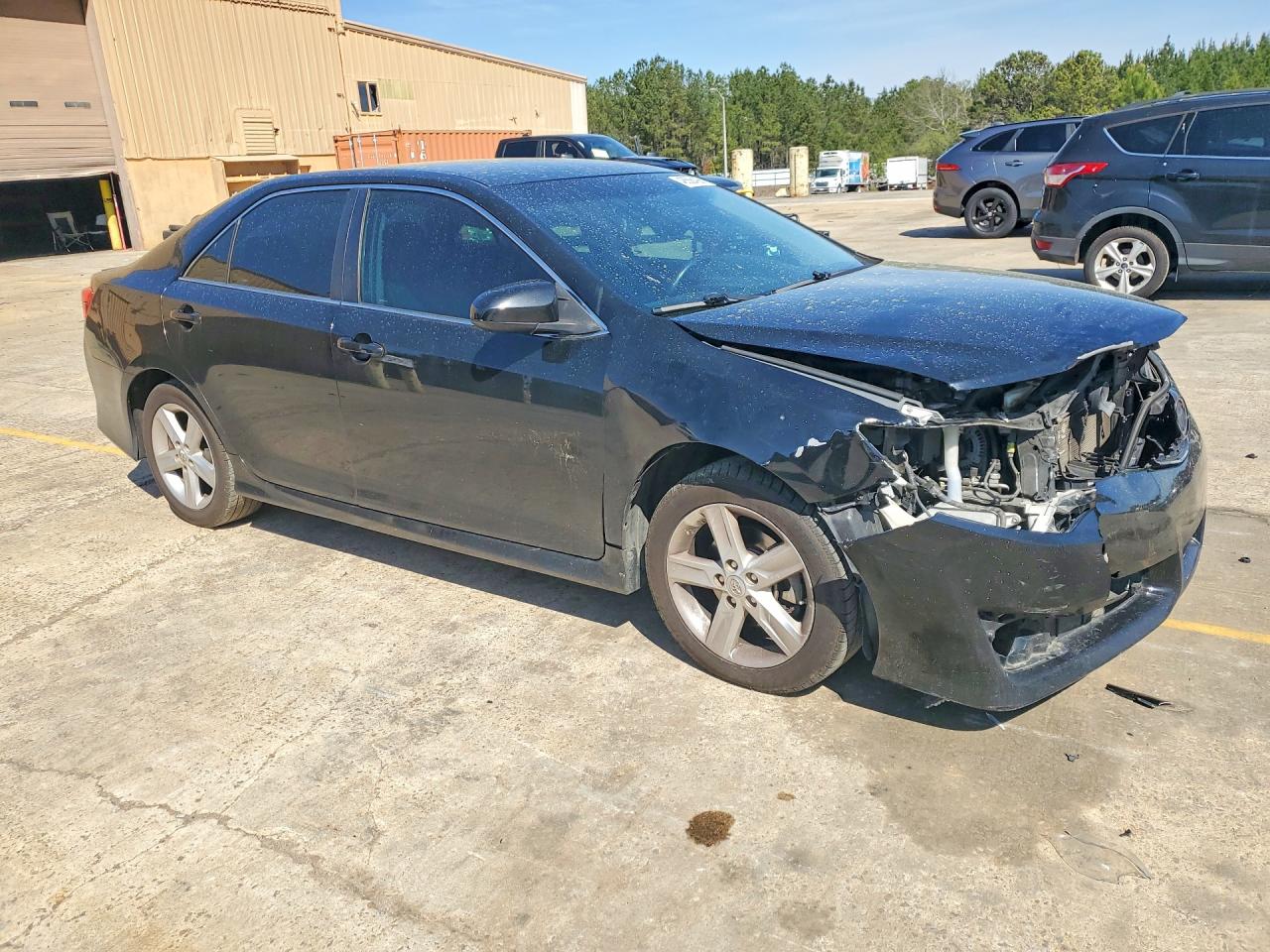 2014 TOYOTA CAMRY SE photo 7
