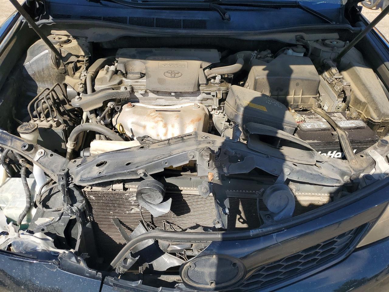 2014 TOYOTA CAMRY SE photo 21