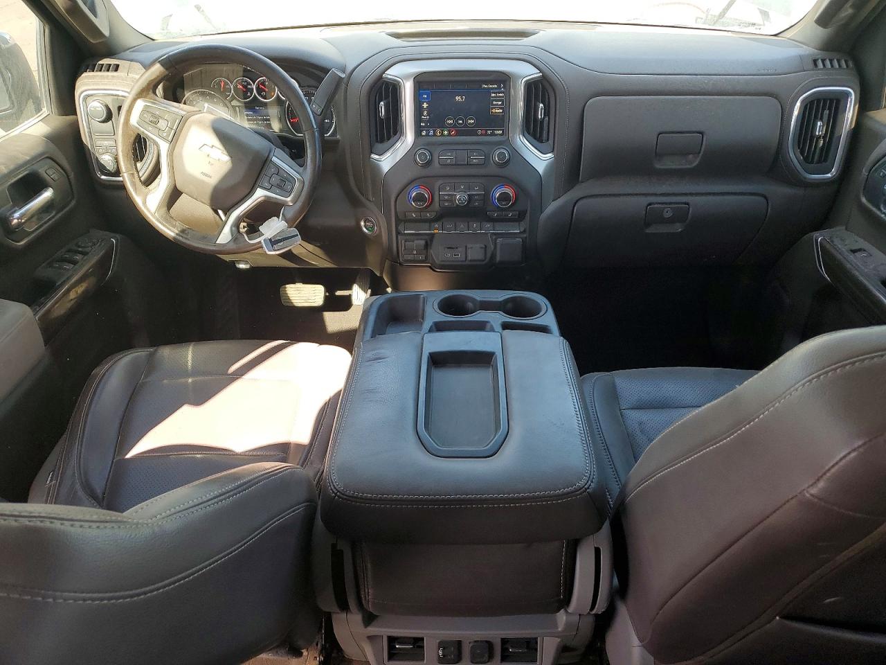 2021 CHEVROLET SILVERADO C1500 LT photo 8