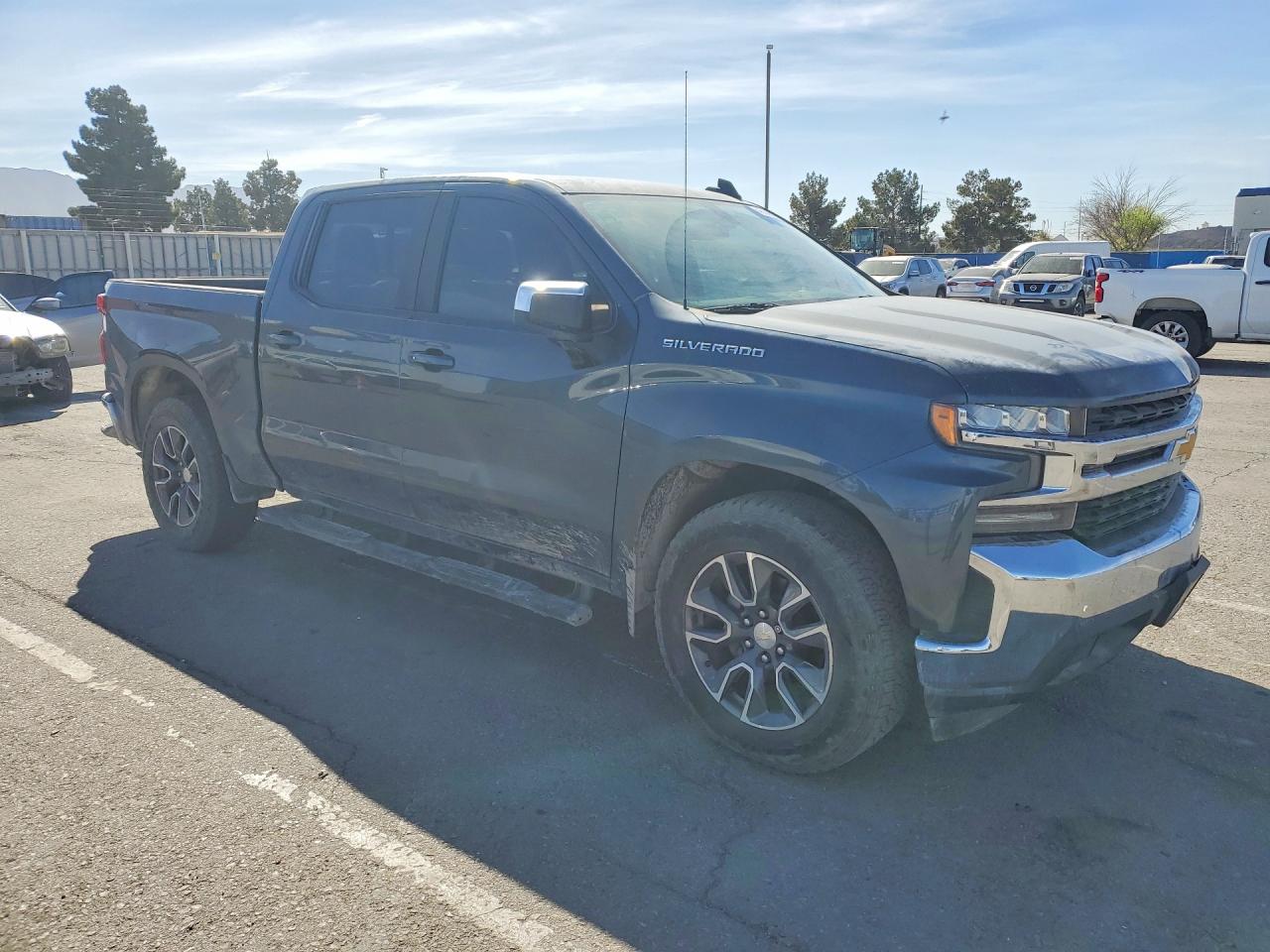 2021 CHEVROLET SILVERADO C1500 LT photo 4